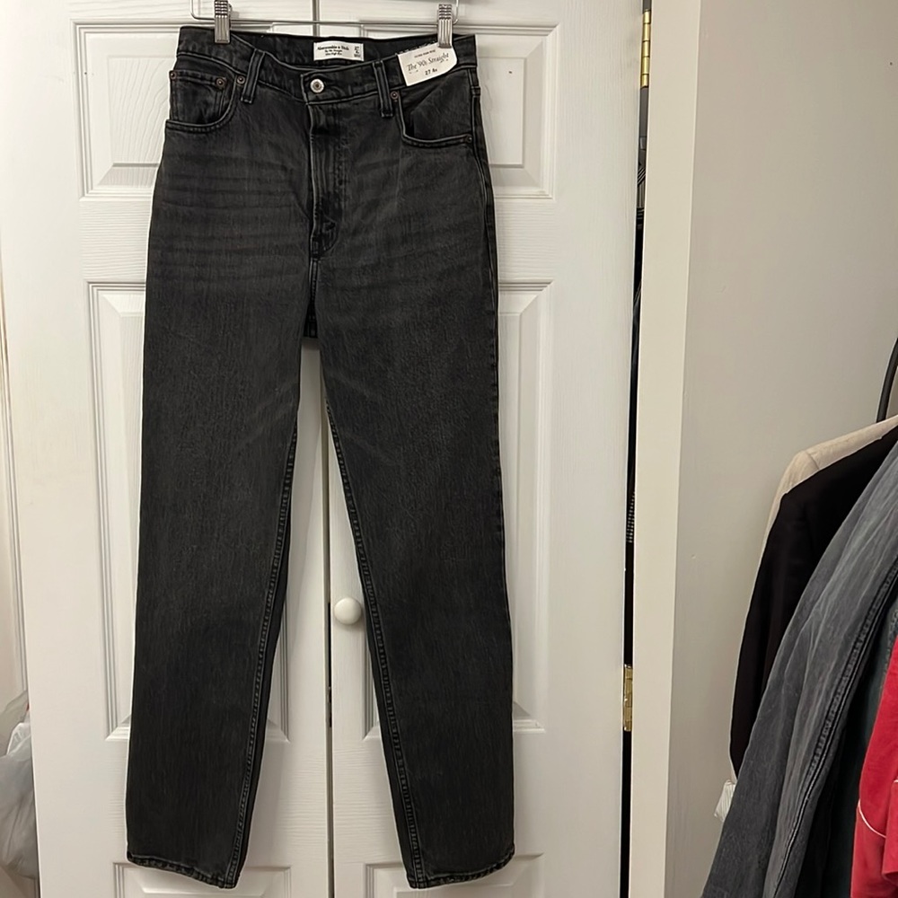 Brand new A&F 90s ultra high rise jeans in size 27R (regular length)